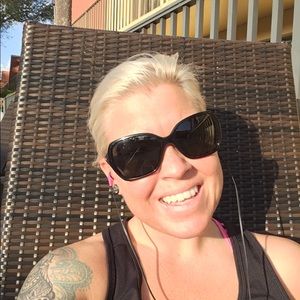 Meet your Posher, Tiffany